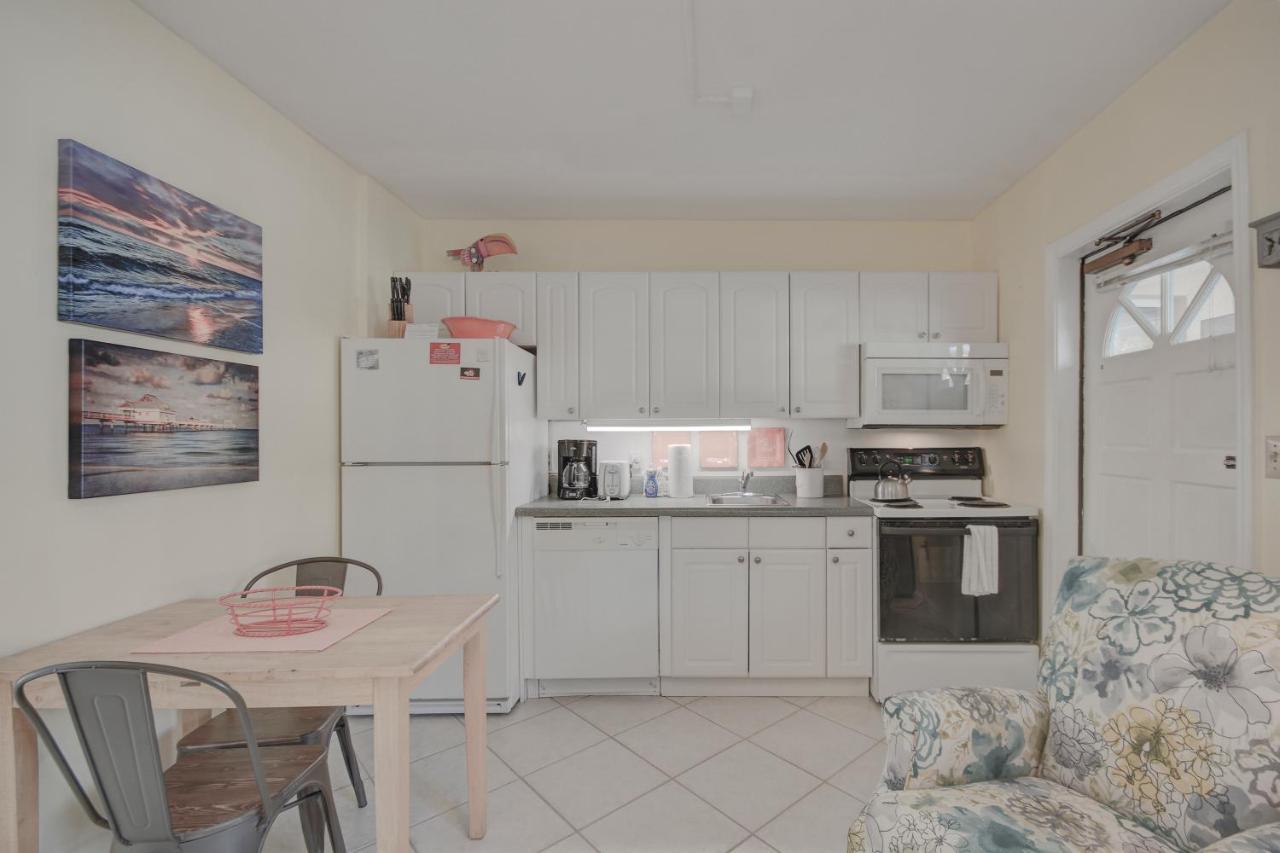 קלירווטר ביץ' Five Palms Vacation Rentals- Daily - Weekly - Monthly מראה חיצוני תמונה