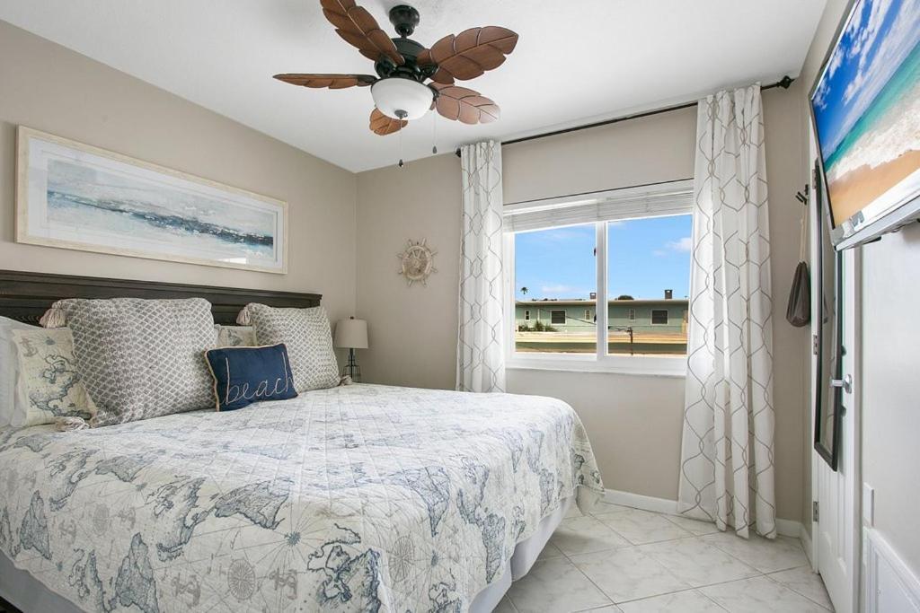 קלירווטר ביץ' Five Palms Vacation Rentals- Daily - Weekly - Monthly מראה חיצוני תמונה