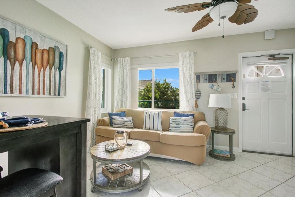 קלירווטר ביץ' Five Palms Vacation Rentals- Daily - Weekly - Monthly מראה חיצוני תמונה